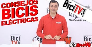 ¿Qué restricciones hay para el uso de bicicletas eléctricas plegables en carreteras?