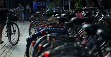 Ventajas de usar uso de bicicleta eléctrica como transporte diario para combinar con transporte público