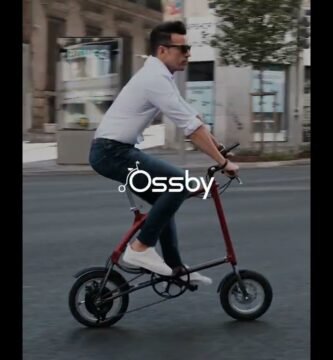 Ventajas de usar una bicicleta eléctrica plegable para trayectos diarios que pese poco y sea fácil de guardar